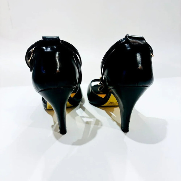 VERONA Black faux  leather sandals - Picture 4 of 7